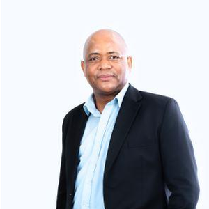 Kuseni Dlamini (Chairman: Massmart Holdings and Aspen Pharmacare)