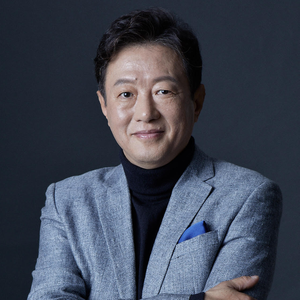 Rando Kim (Professor, Ph.D. Dept. of Consumer Studies, College of Human Ecology at Seoul National University)