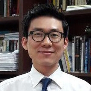 Wooyeal Paik (Associate Professor at Yonsei University)