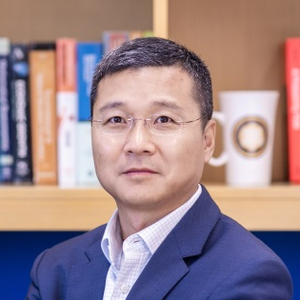 Dr. Junjie Zhang (Director of the Environmental Research Center at Duke Kunshan University)