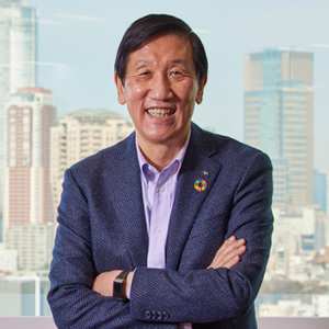 Seiji Yasubuchi (President & Chief Executive Officer at AXA Holdings Japan Co., Ltd.)
